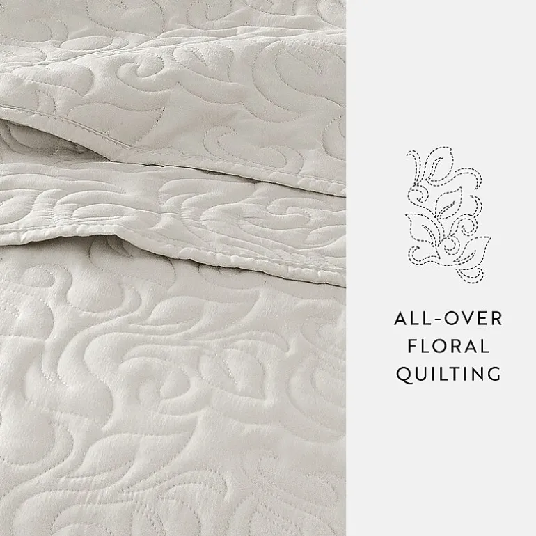 Casual Comfort Floral Stitch Quilt Set