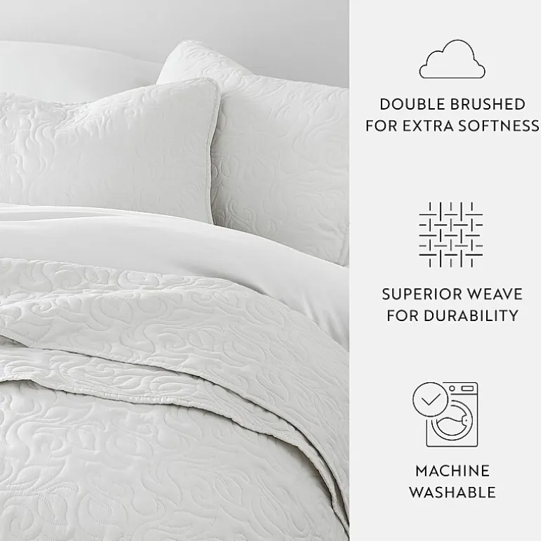 Casual Comfort Floral Stitch Quilt Set