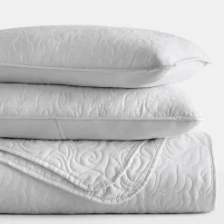 Casual Comfort Floral Stitch Quilt Set
