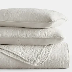Casual Comfort Floral Stitch Quilt Set
