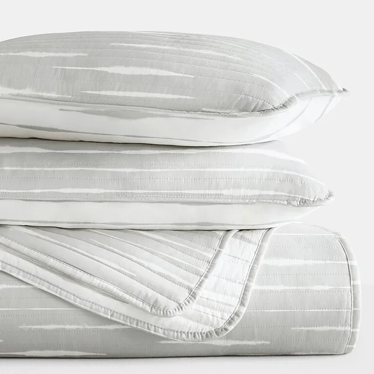 Casual Comfort Lines REVERSIBLE Quilt Set