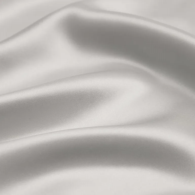 Casual Comfort Luxurious 100% Mulberry Silk Pillowcase