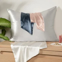 Casual Comfort Luxurious 100% Mulberry Silk Pillowcase