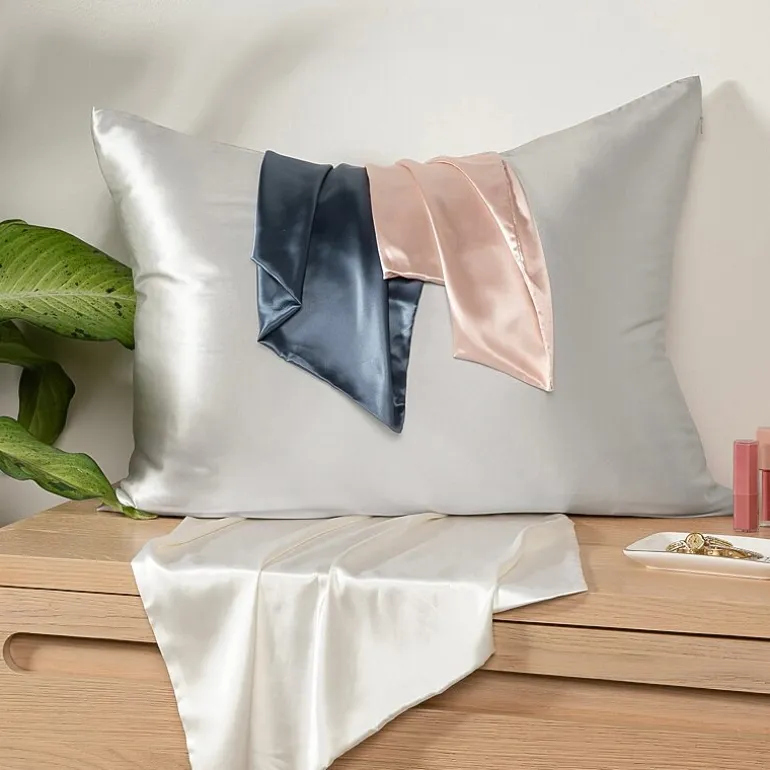 Casual Comfort Luxurious 100% Mulberry Silk Pillowcase