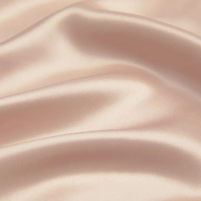 Casual Comfort Luxurious 100% Mulberry Silk Pillowcase