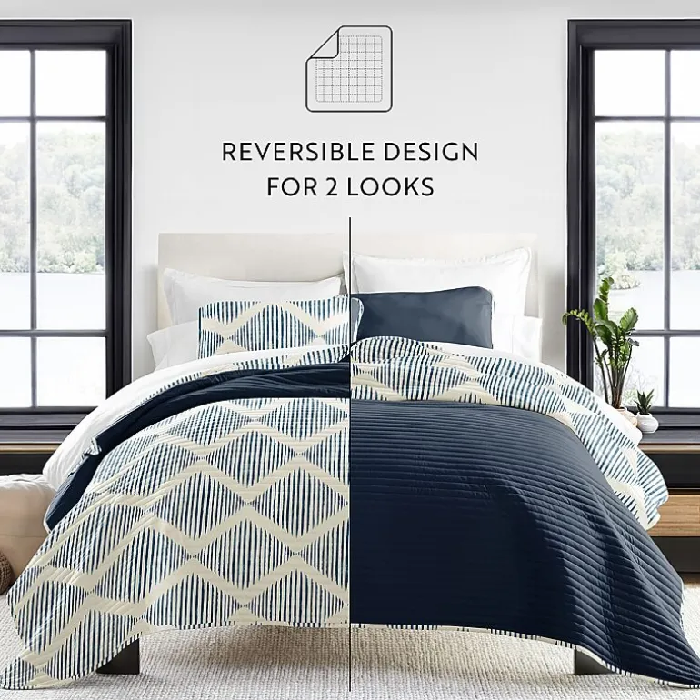 Casual Comfort Pattern Reversible Contemporary Lightweight 3 Pc. Quilt Set