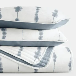 Casual Comfort Pattern Reversible Contemporary Lightweight 3 Pc. Quilt Set
