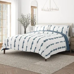Casual Comfort Pattern Reversible Contemporary Lightweight 3 Pc. Quilt Set