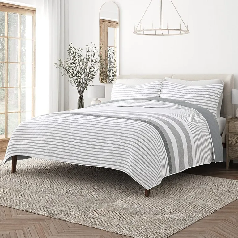 Casual Comfort Pattern Reversible Contemporary Lightweight 3 Pc. Quilt Set