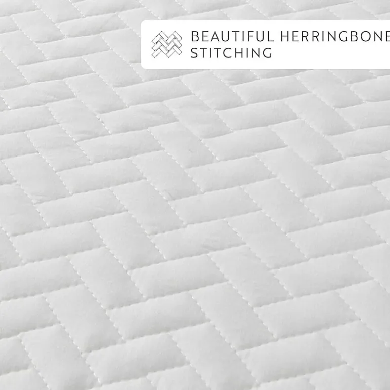 Casual Comfort Premium Ultra Soft Herringbone Pattern Quilted Coverlet Set