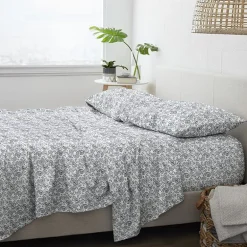 Casual Comfort™ Premium Ultra Soft Coarse Paisley Pattern Sheet Set