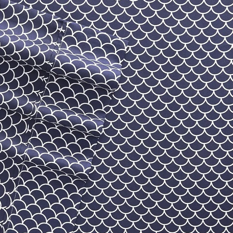 Casual Comfort™ Premium Ultra Soft Scallops Pattern Sheet Set