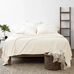 Casual Comfort™ Premium Ultra Soft Chevron Microfiber Wrinkle Free Sheet Set