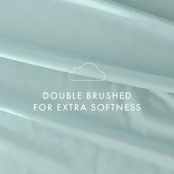 Casual Comfort™ Premium Ultra Soft Chevron Microfiber Wrinkle Free Sheet Set