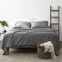 Casual Comfort™ Premium Ultra Soft Chevron Microfiber Wrinkle Free Sheet Set