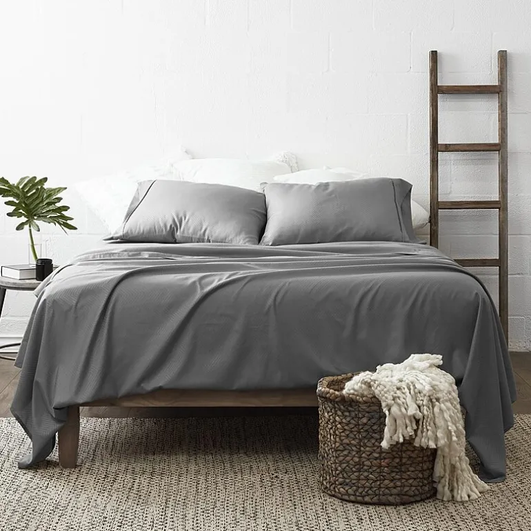 Casual Comfort™ Premium Ultra Soft Chevron Microfiber Wrinkle Free Sheet Set