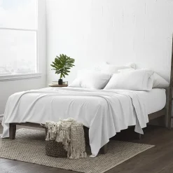 Casual Comfort™ Premium Ultra Soft Chevron Microfiber Wrinkle Free Sheet Set