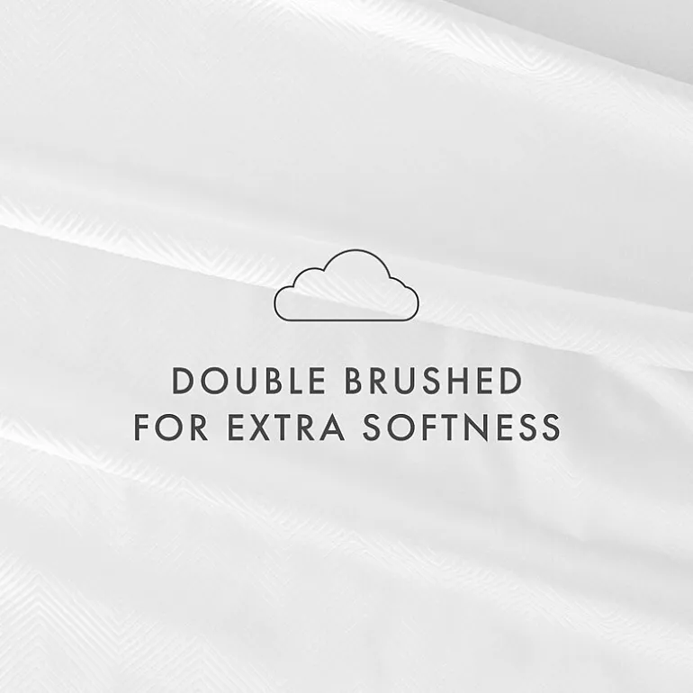Casual Comfort™ Premium Ultra Soft Chevron Microfiber Wrinkle Free Sheet Set