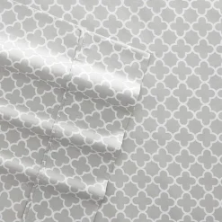 Casual Comfort™ Premium Ultra Soft Quatrefoil Pattern Microfiber Wrinkle Free Sheet Set