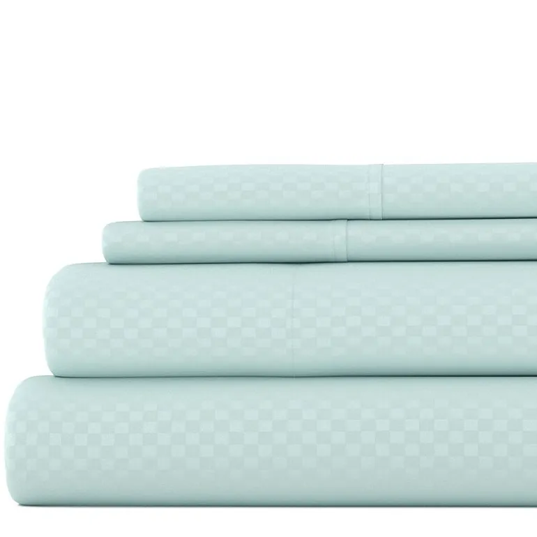 Casual Comfort™ Premium Ultra Soft Checkered Microfiber Wrinkle Free Sheet Set