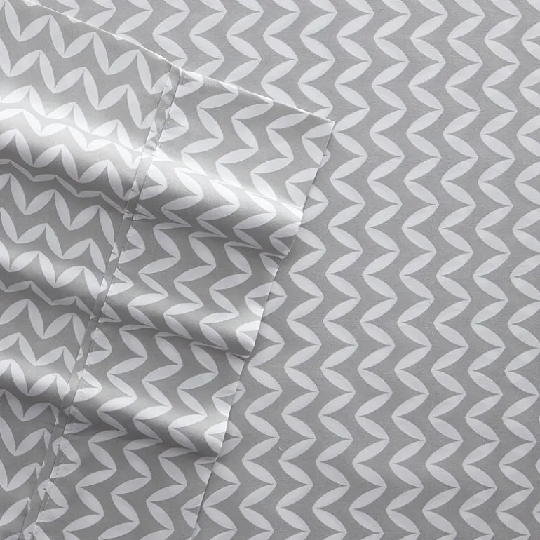 Casual Comfort™ Premium Ultra Soft Puffed Chevron Pattern Sheet Set