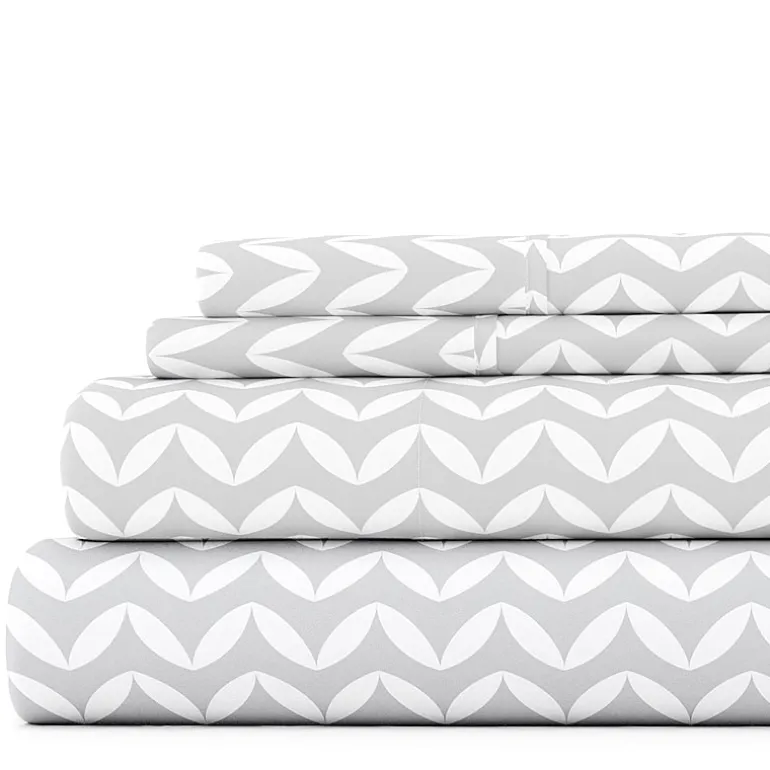 Casual Comfort™ Premium Ultra Soft Puffed Chevron Pattern Sheet Set