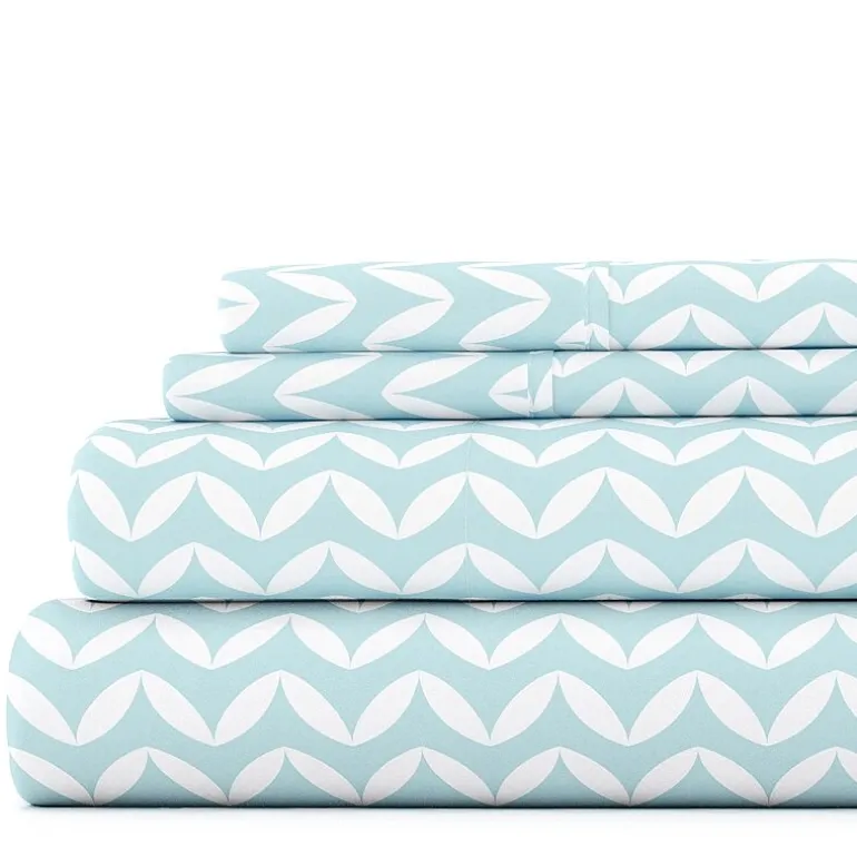 Casual Comfort™ Premium Ultra Soft Puffed Chevron Pattern Sheet Set