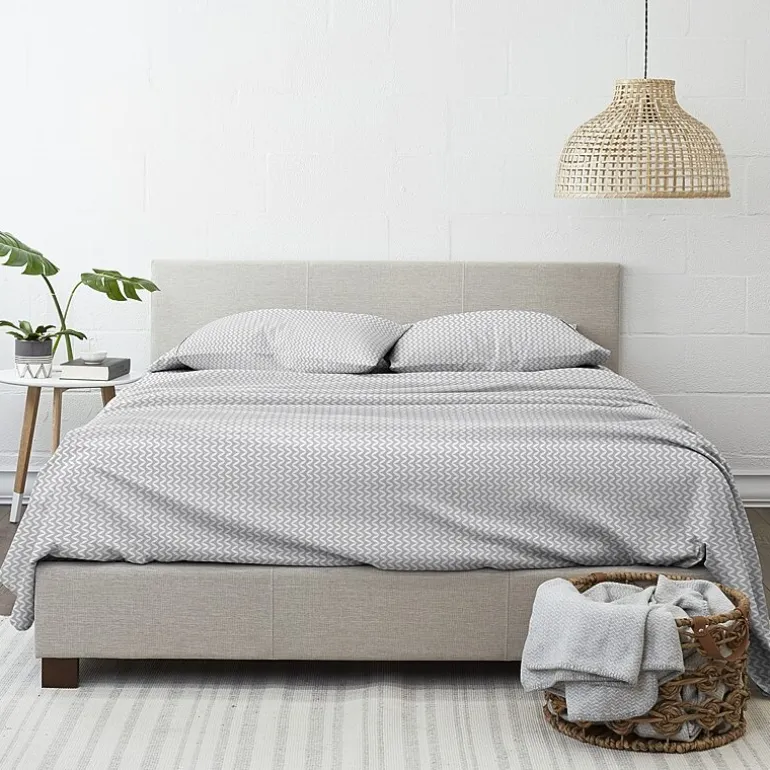 Casual Comfort™ Premium Ultra Soft Puffed Chevron Pattern Sheet Set