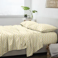 Casual Comfort™ Premium Ultra Soft Arrow Pattern Microfiber Wrinkle Free Sheet Set