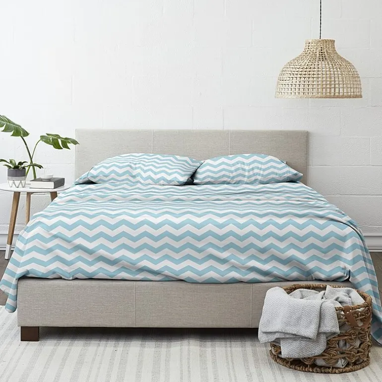 Casual Comfort™ Premium Ultra Soft Arrow Pattern Microfiber Wrinkle Free Sheet Set