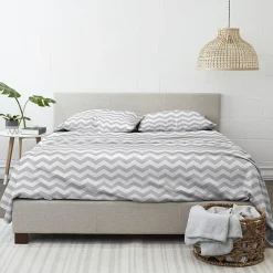 Casual Comfort™ Premium Ultra Soft Arrow Pattern Microfiber Wrinkle Free Sheet Set
