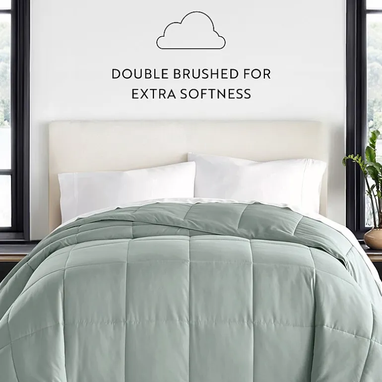 Casual Comfort Premium Ultra Soft Down Alternative Lightweight Wrinkle Resistant Comforter