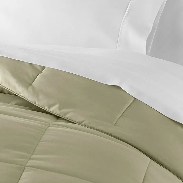 Casual Comfort Premium Ultra Soft Down Alternative Lightweight Wrinkle Resistant Comforter