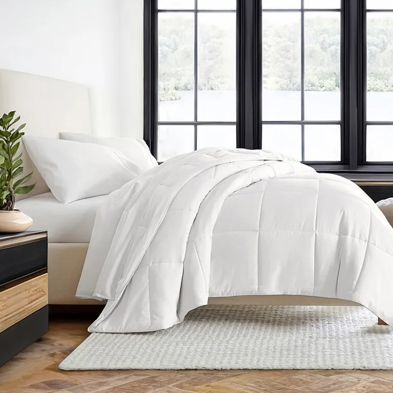 Casual Comfort Premium Ultra Soft Down Alternative Lightweight Wrinkle Resistant Comforter