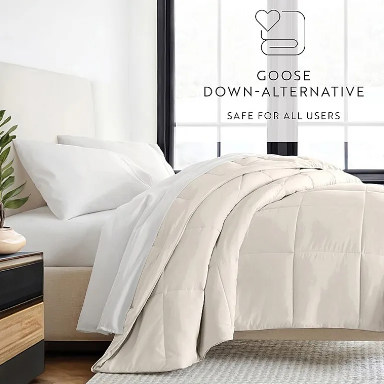 Casual Comfort Premium Ultra Soft Down Alternative Lightweight Wrinkle Resistant Comforter