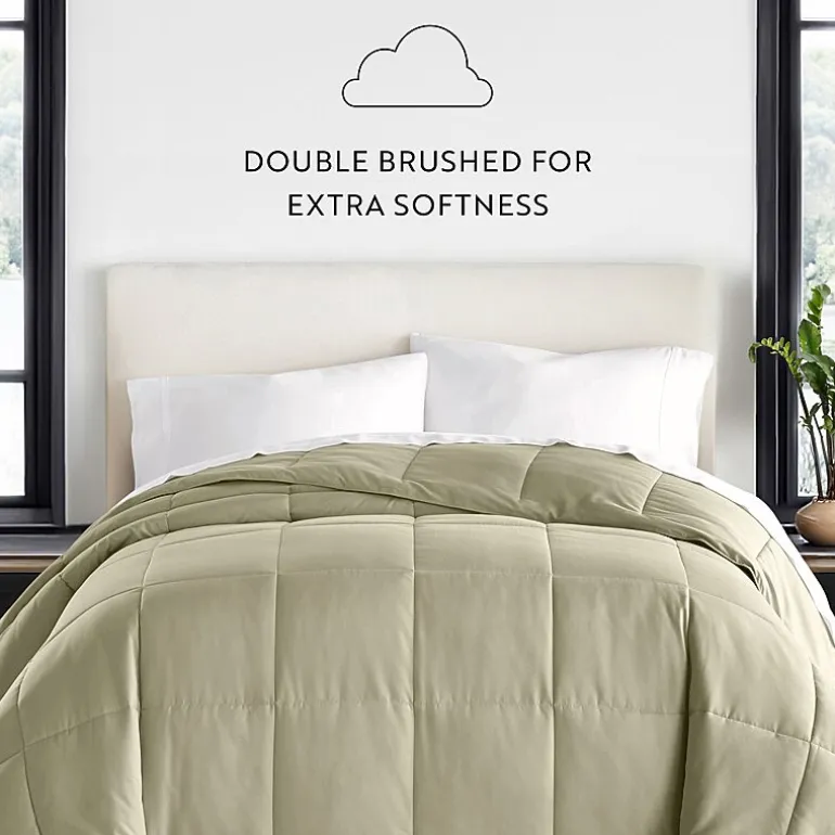 Casual Comfort Premium Ultra Soft Down Alternative Lightweight Wrinkle Resistant Comforter