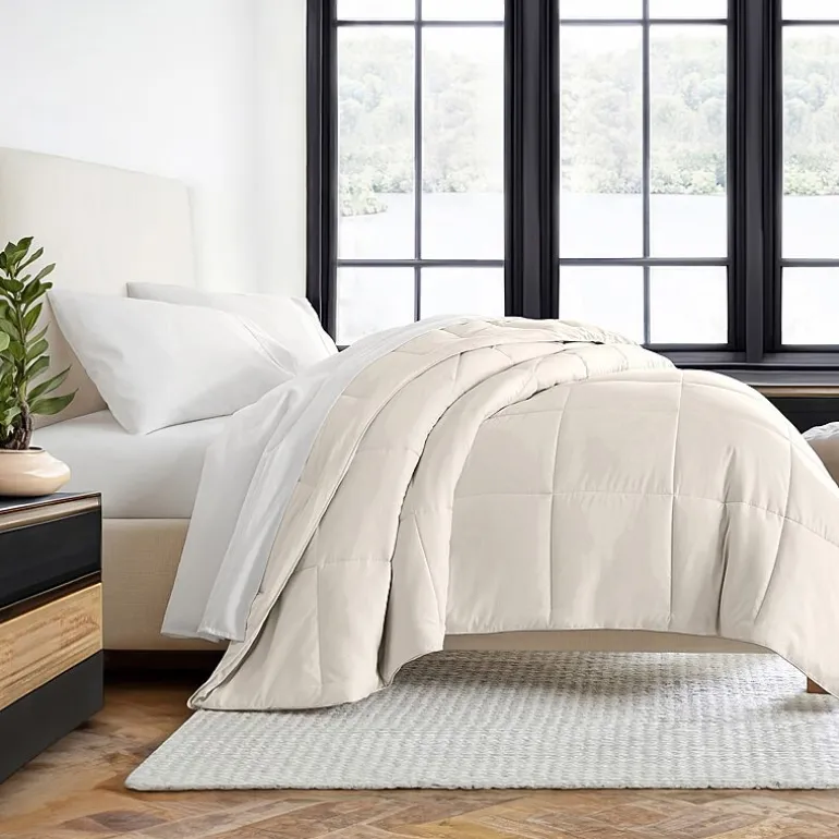 Casual Comfort Premium Ultra Soft Down Alternative Lightweight Wrinkle Resistant Comforter