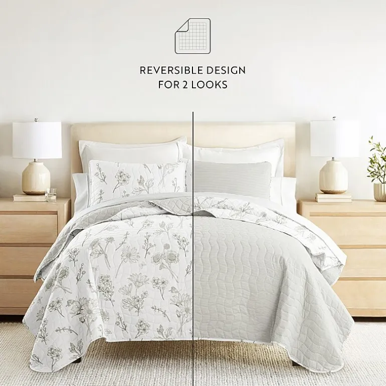 Casual Comfort Reversible Quilt Set