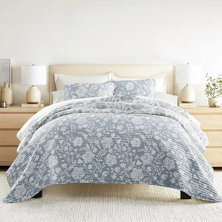 Casual Comfort Reversible Quilt Set