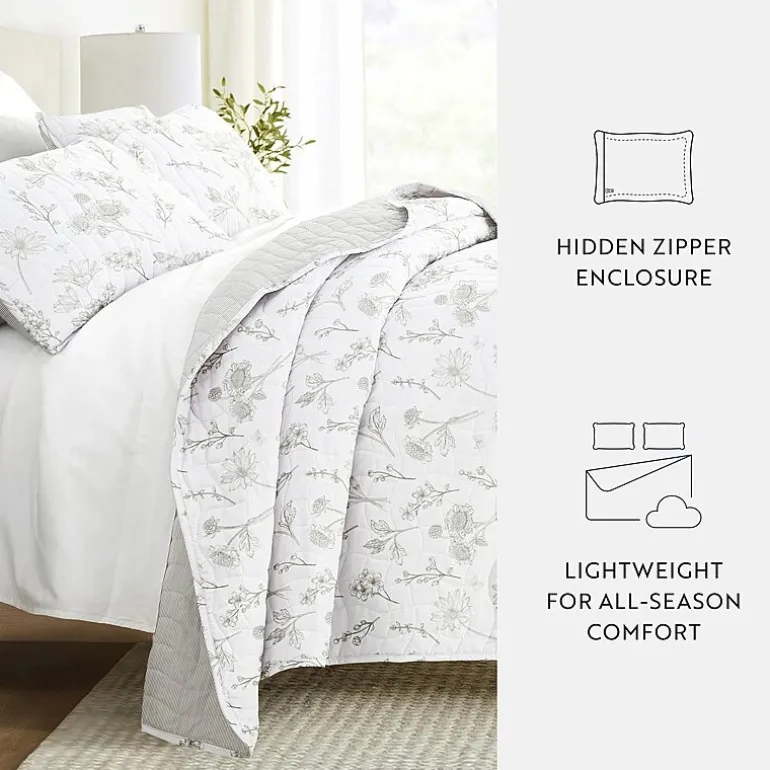 Casual Comfort Reversible Quilt Set