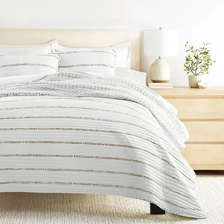 Casual Comfort Reversible Quilt Set
