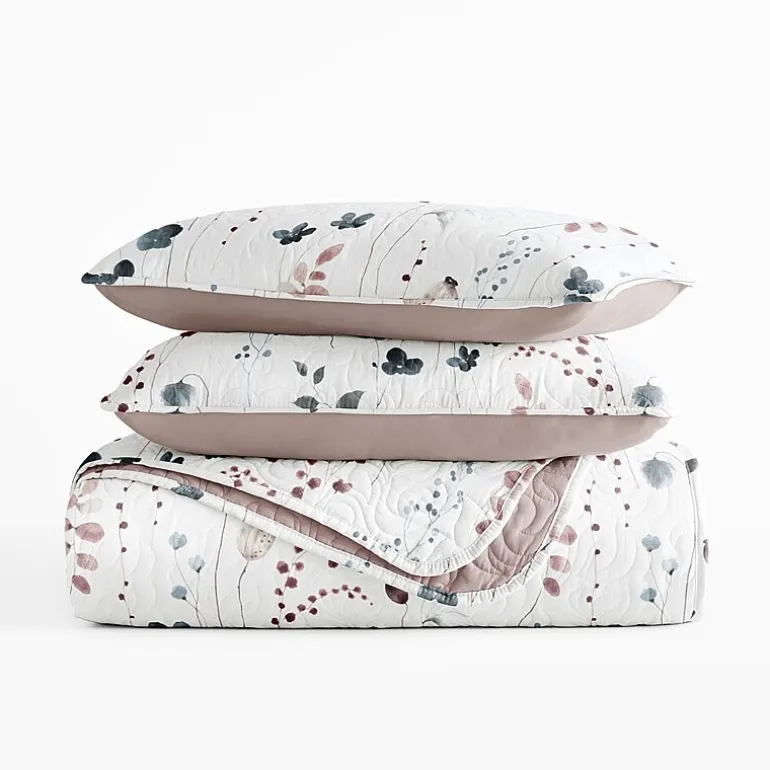 Casual Comfort Reversible Quilt Set