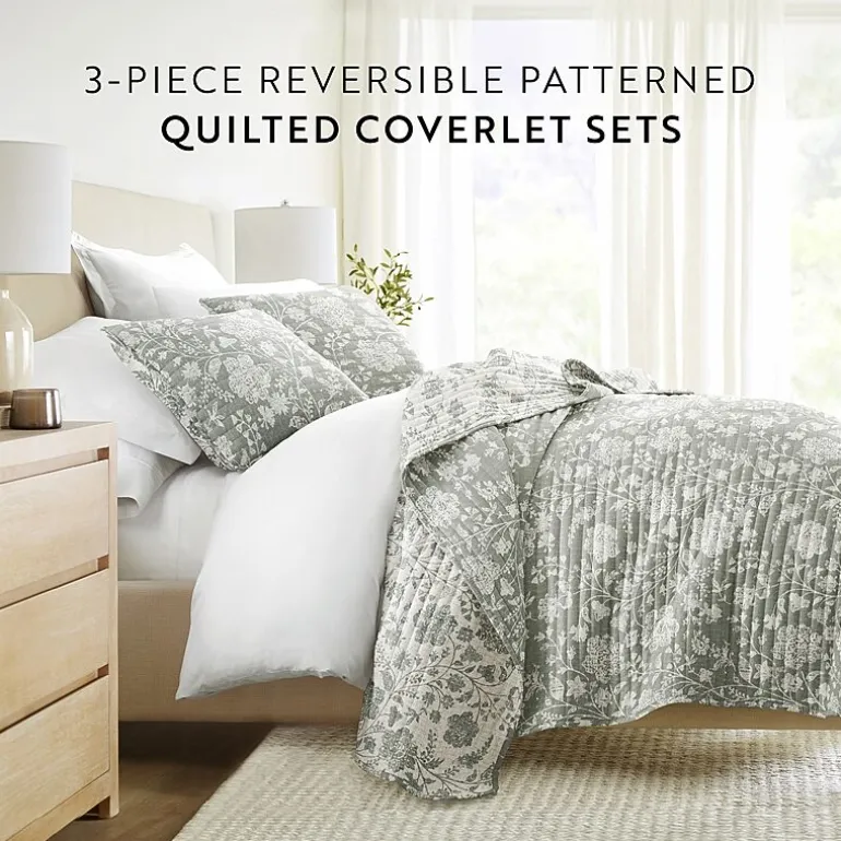 Casual Comfort Reversible Quilt Set