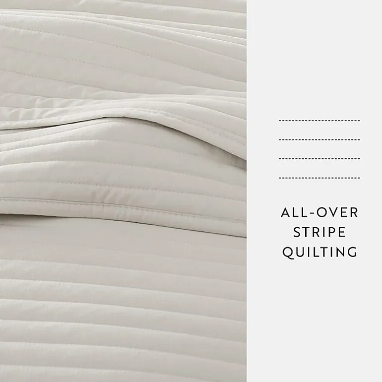 Casual Comfort Stripe Stitch Quilt Set
