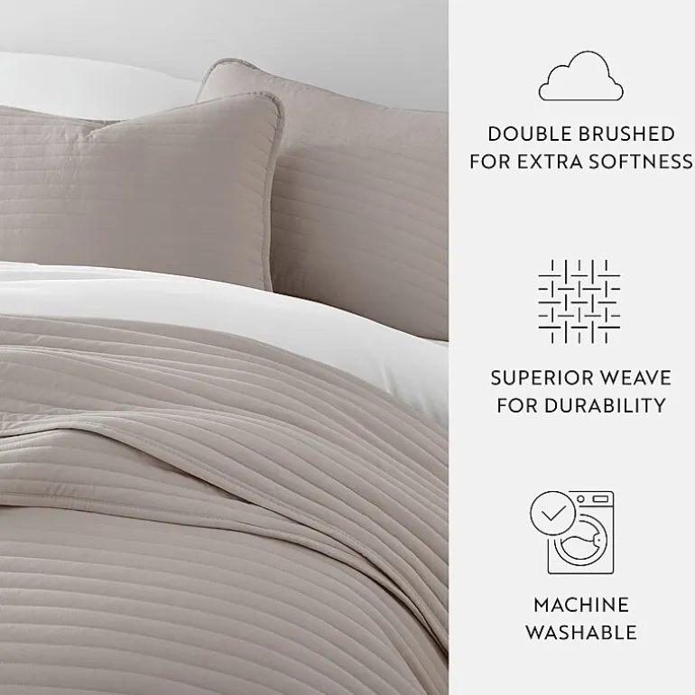 Casual Comfort Stripe Stitch Quilt Set