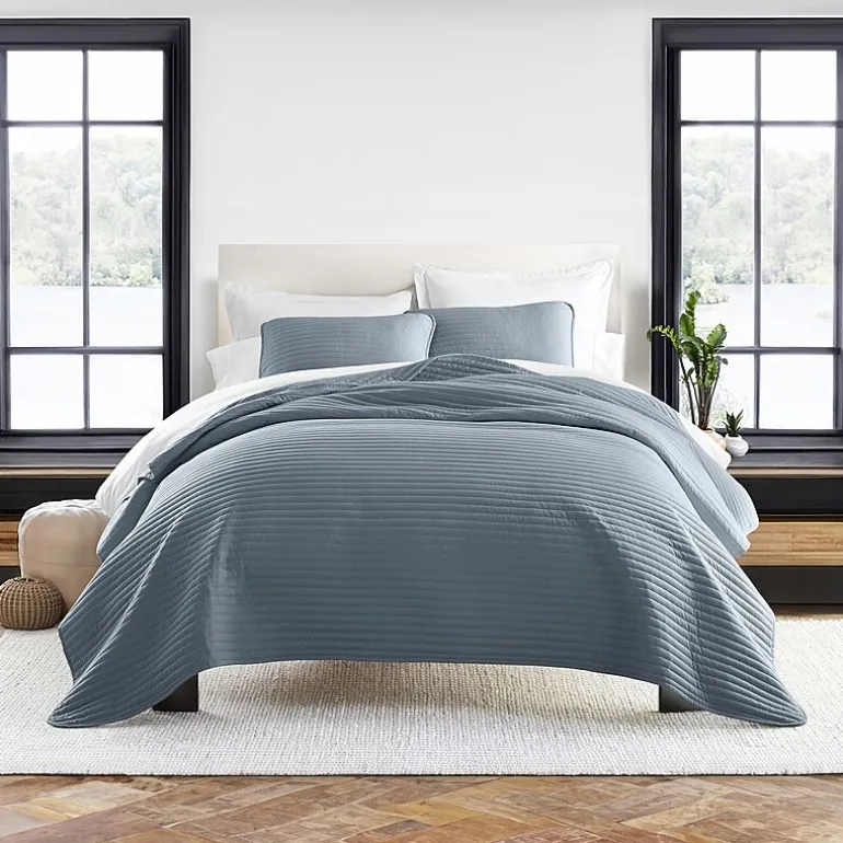 Casual Comfort Stripe Stitch Quilt Set