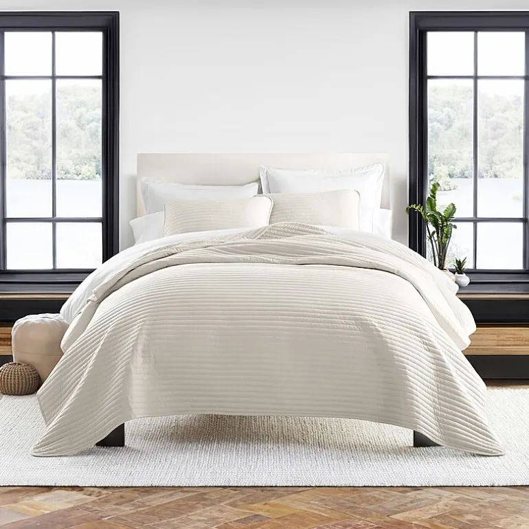 Casual Comfort Stripe Stitch Quilt Set