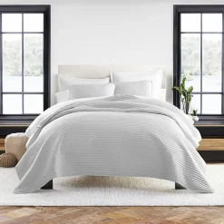 Casual Comfort Stripe Stitch Quilt Set