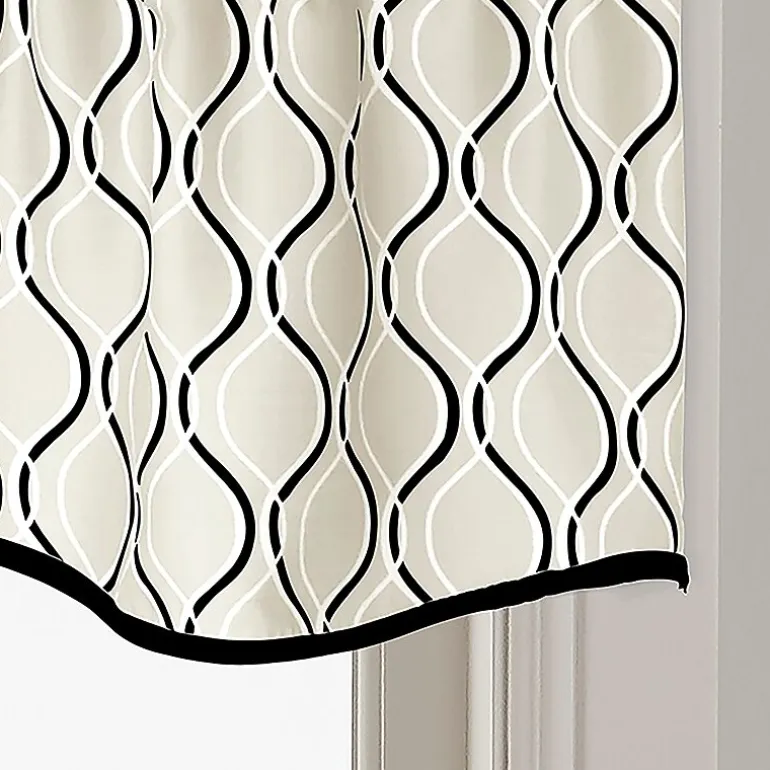 CHF Morocco Rod Pocket Scallop Valance