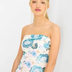 City Triangle Womens Juniors V Neck Sleeveless Embellished Embroidered Partially Lined Floral Bodycon Dress